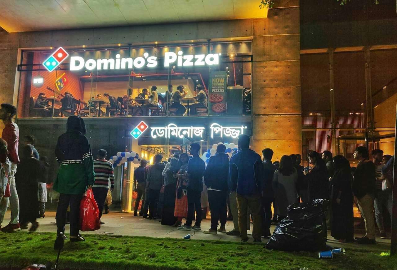 Crowd In front of Domino's Dhanmondi Outlet