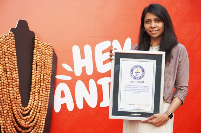 Bangladeshi Bead Artist Grabs Guinness World Record