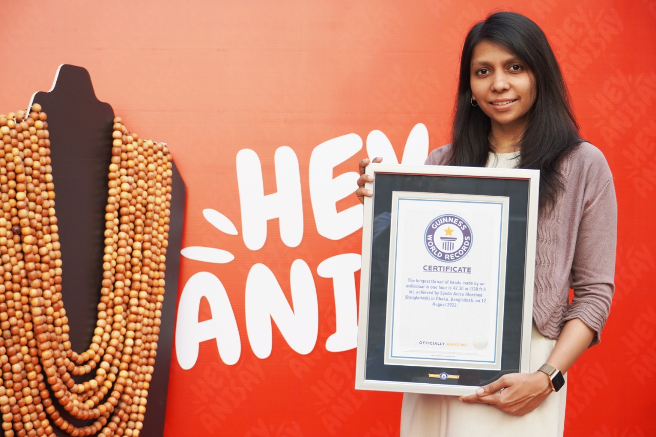 Bangladeshi Bead Artist Grabs Guinness World Record-Markedium