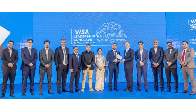 Visa Group Country Manager Visits Dhaka to Honour Clients at ‘Visa Leadership Conclave Bangladesh 2024'