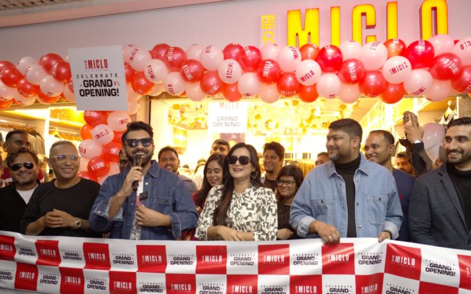 Tahsan Khan And Nadia Inaugurate MICLO's New Showroom At Bashundhara City