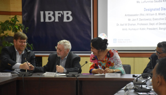 Bangladesh Can Take Advantage Of Trump’s Trade Policy: Speakers