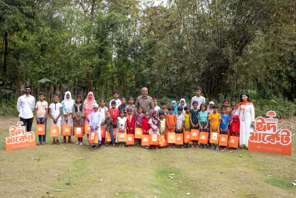 1,000 Children from Marginalized Communities Choose Their Own Eid Outfits 54 009A3370.jpg