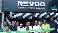 Revoo KV 1