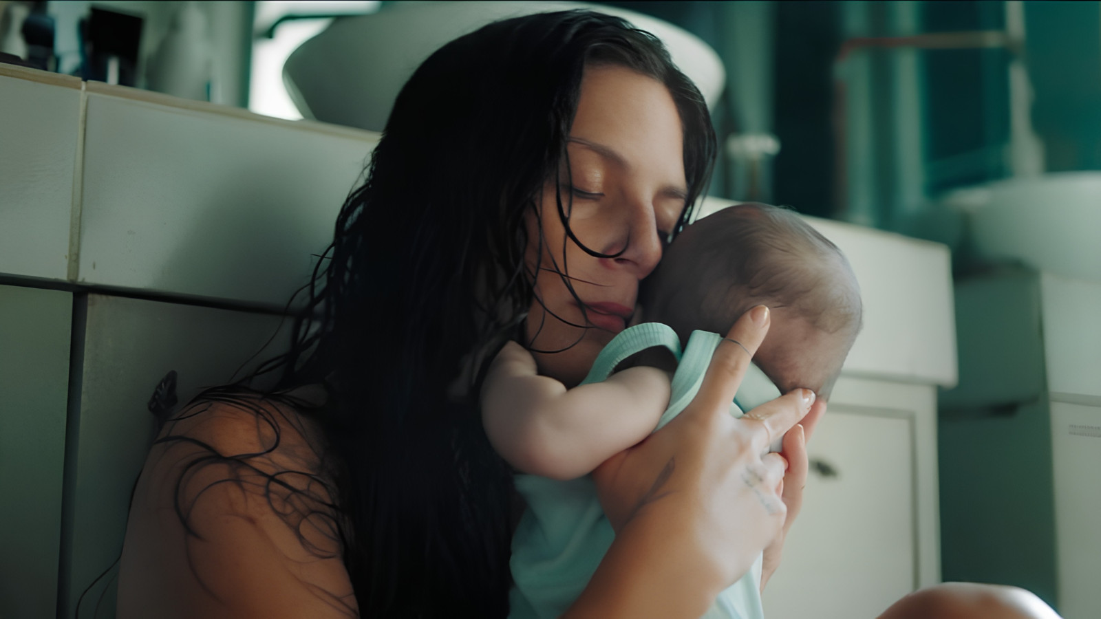 dove feature